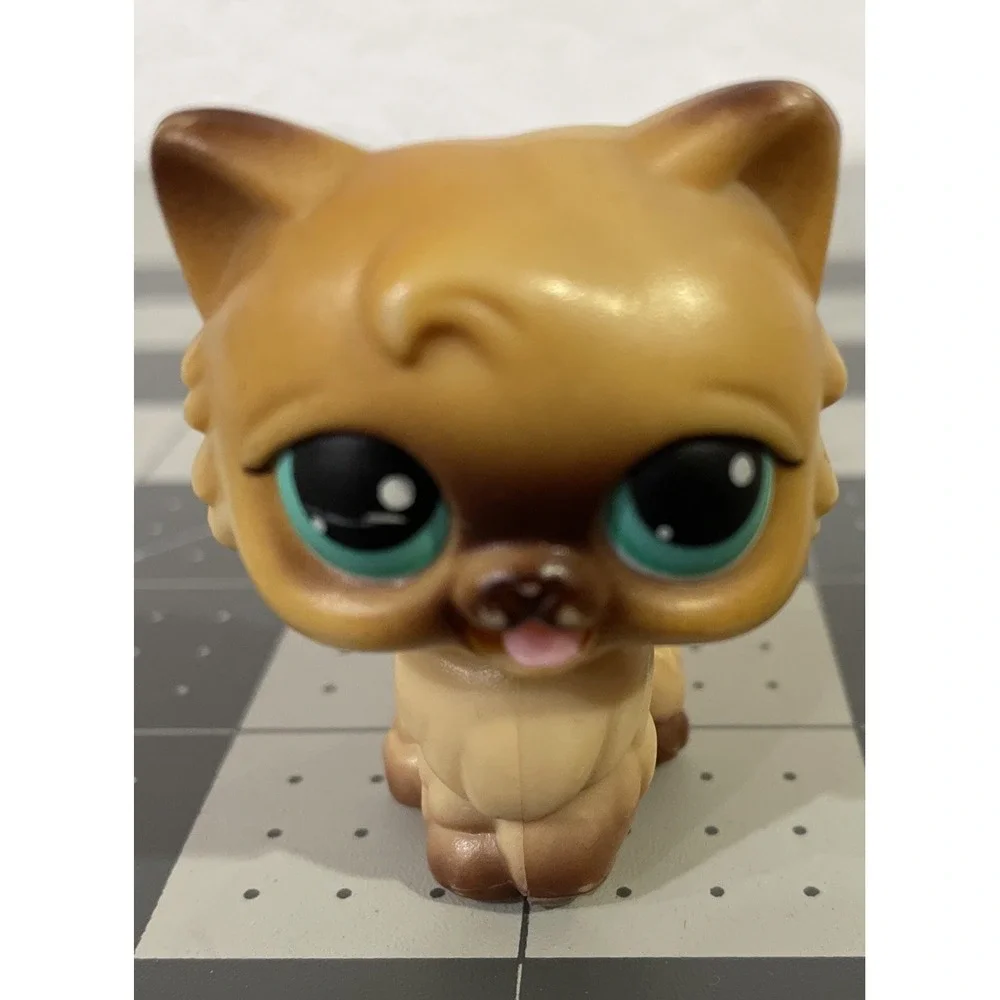 Littlest Pet Shop Cat Magic Motion Brown Persian Teal Eye YUM YUM Kitty LPS 2005